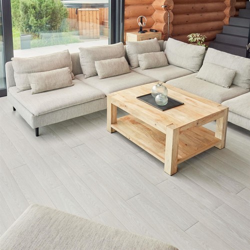 Self adhesive floor - self,