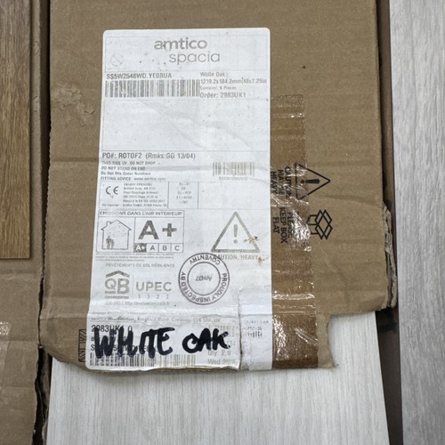 Amtico spacia white - white, oak